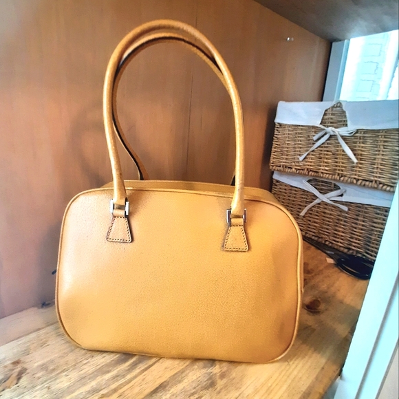 Talbots Handbags - Talbots Italian Leather Handbag / Shoulder Bag Talbots